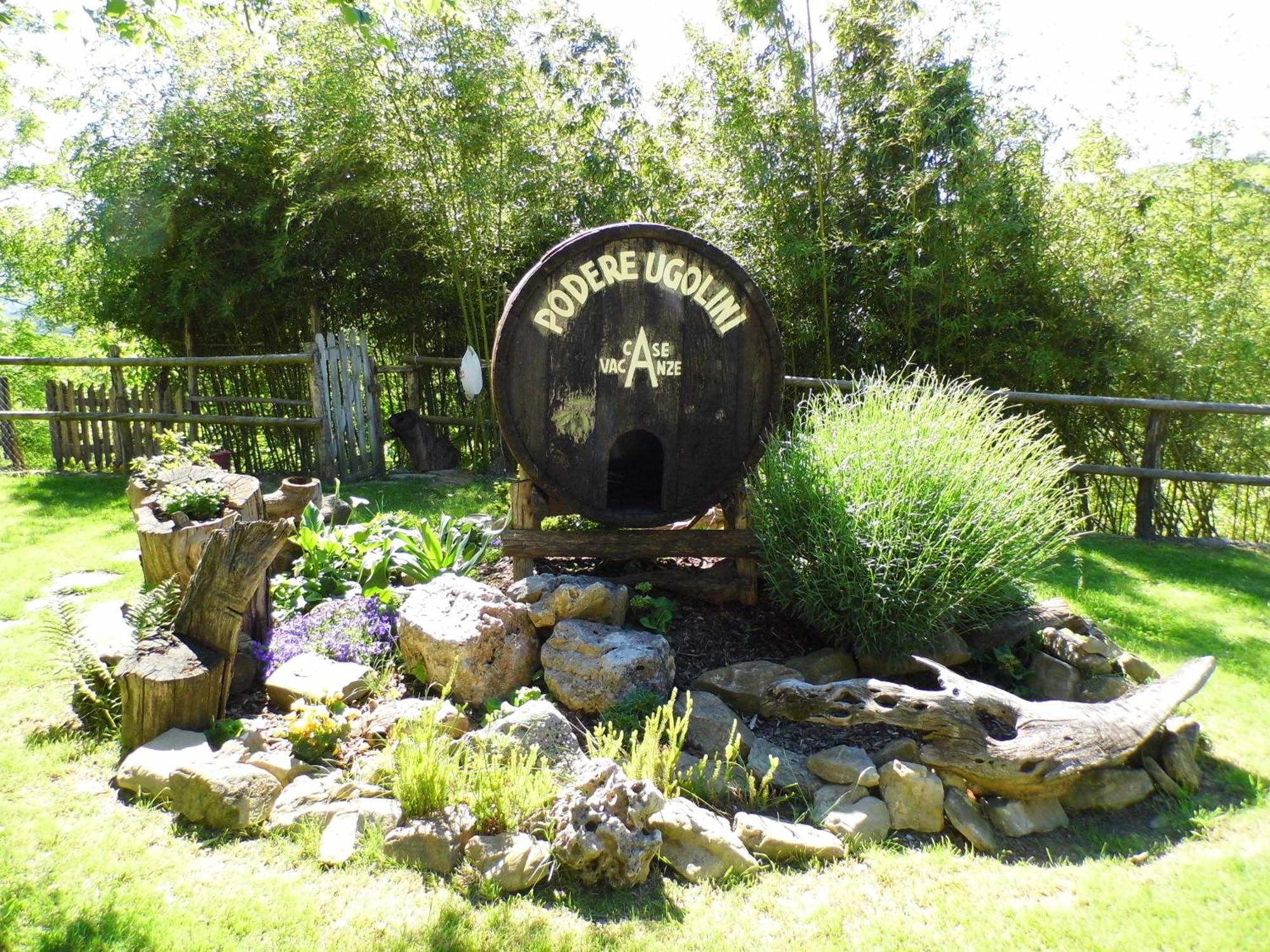 Casa Vacanze Podere Ugolini Ronta Rum bild