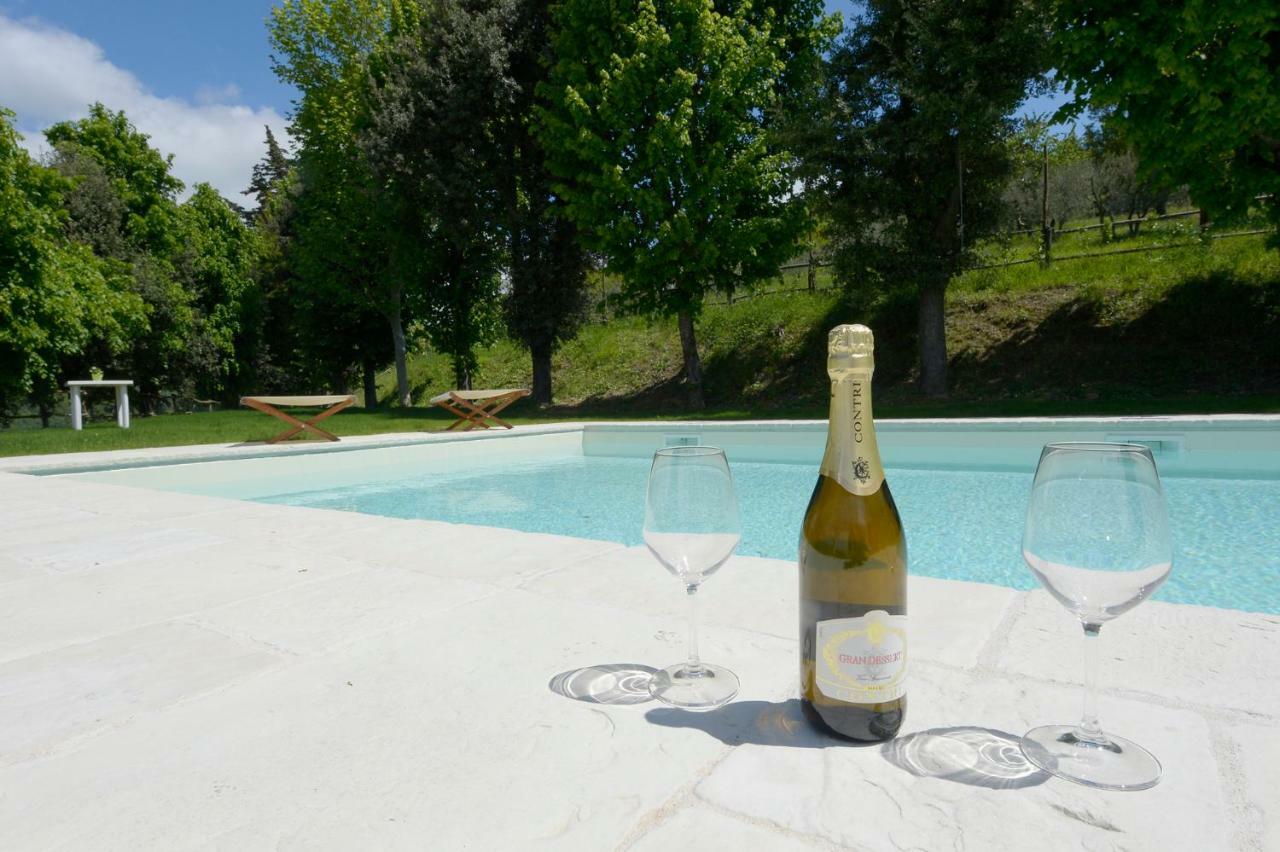 Casa Vacanze Podere Ugolini Ronta Exteriör bild